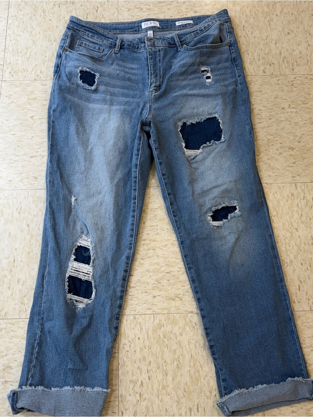 Sofia Vergara Veronica Straight Distressed Blue Women’s Jeans Raw Hem Size 16